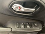 2016 Cherokee Thumbnail 13