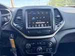 2015 Cherokee Thumbnail 25