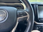 2015 Cherokee Thumbnail 30