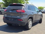 2016 Cherokee Thumbnail 12