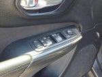 2016 Cherokee Thumbnail 19