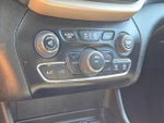 2016 Cherokee Thumbnail 25
