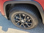 2017 Cherokee Thumbnail 18