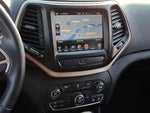 2014 Cherokee Thumbnail 25