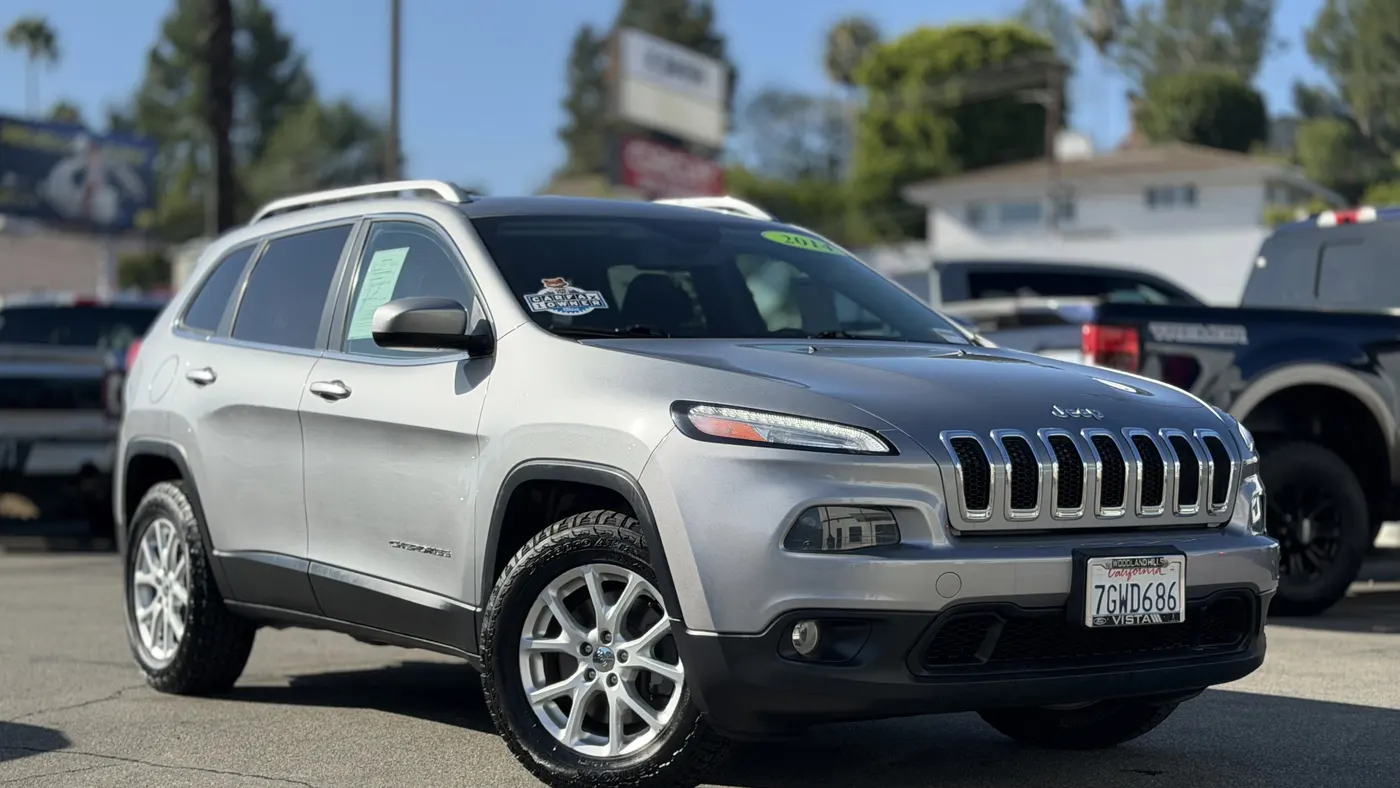 Preowned 2014 Jeep Cherokee Latitude for Sale