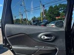 2015 Cherokee Thumbnail 13