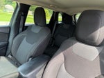 2016 Cherokee Thumbnail 18