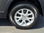 2016 Cherokee Thumbnail 8