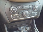 2016 Cherokee Thumbnail 23