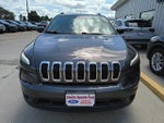 2015 Cherokee Thumbnail 8