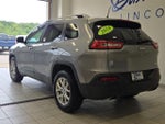2016 Cherokee Thumbnail 11