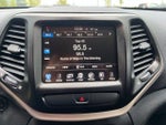 2015 Cherokee Thumbnail 23