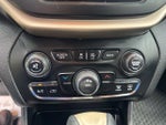 2015 Cherokee Thumbnail 24