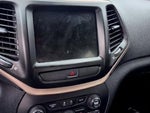 2016 Cherokee Thumbnail 18