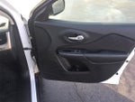 2015 Cherokee Thumbnail 12