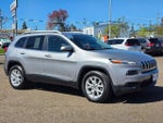 2017 Cherokee Thumbnail 34