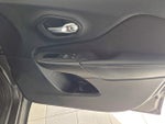 2015 Cherokee Thumbnail 4