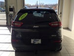 2015 Cherokee Thumbnail 27