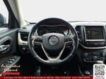 2016 Cherokee Thumbnail 14