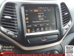 2016 Cherokee Thumbnail 20