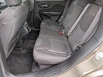 2016 Cherokee Thumbnail 23