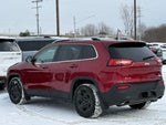 2017 Cherokee Thumbnail 37