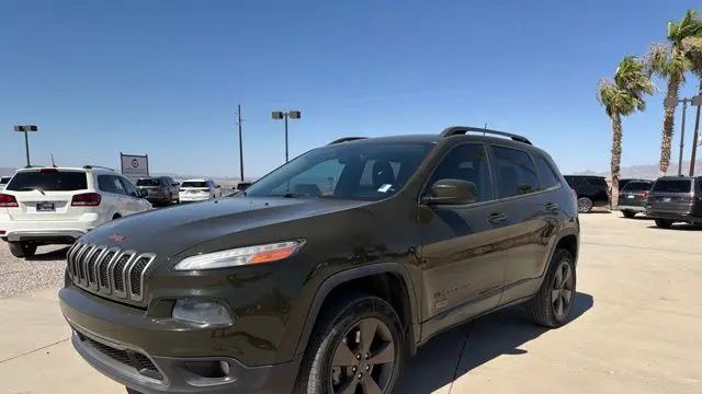 Preowned 2017 Jeep Cherokee Latitude for Sale