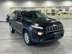 2014 Cherokee Thumbnail 10