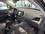 2014 Cherokee Thumbnail 19