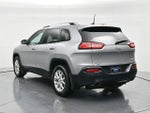 2016 Cherokee Thumbnail 7