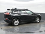 2016 Cherokee Thumbnail 6
