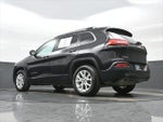2016 Cherokee Thumbnail 27