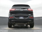 2016 Cherokee Thumbnail 28