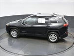 2016 Cherokee Thumbnail 33