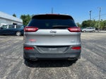 2017 Cherokee Thumbnail 4