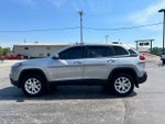2017 Cherokee Thumbnail 6