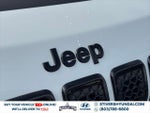 2022 Cherokee Thumbnail 8