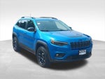 2022 Cherokee Thumbnail 9