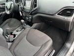 2019 Cherokee Thumbnail 24