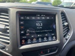 2022 Cherokee Thumbnail 25