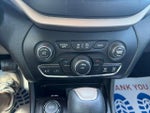 2018 Cherokee Thumbnail 23
