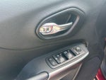 2019 Cherokee Thumbnail 15