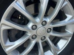 2019 Cherokee Thumbnail 32
