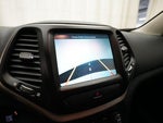 2016 Cherokee Thumbnail 19