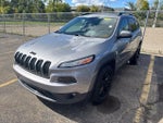 2016 Cherokee Thumbnail 19
