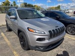 2016 Cherokee Thumbnail 26