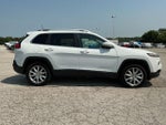 2017 Cherokee Thumbnail 6