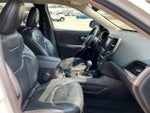 2017 Cherokee Thumbnail 21