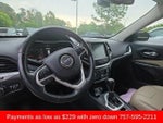 2015 Cherokee Thumbnail 10