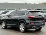 2014 Cherokee Thumbnail 42